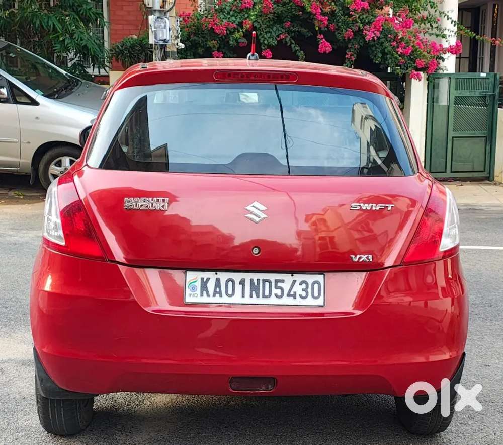 Maruti Suzuki Swift Vxi 2011 Petrol Car