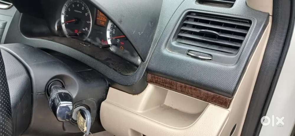 Maruti Suzuki Swift Dzire 1.3 Vxi, 2013, Petrol