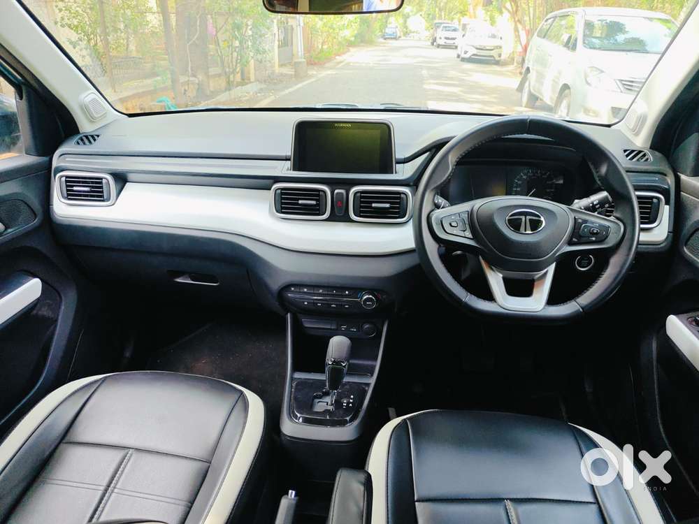 Tata Punch 1.2 Revotron Creative Amt Dual Tone, 2024, Petrol