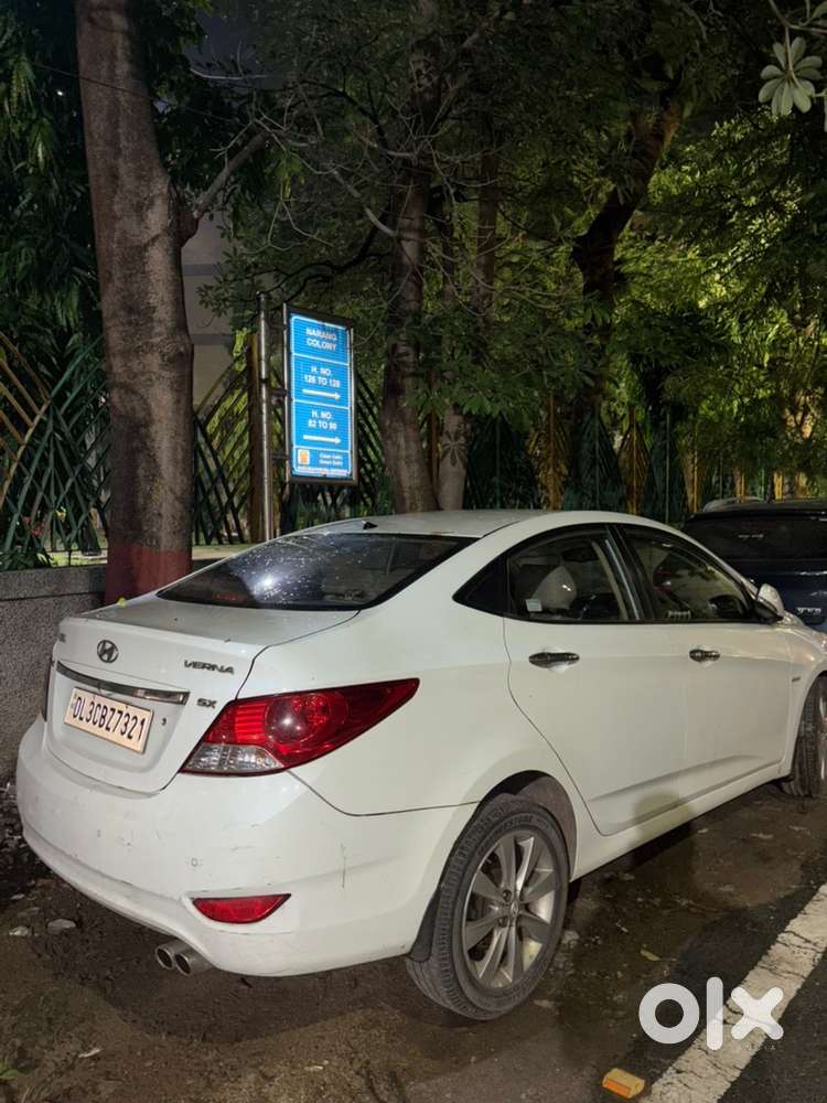 Hyundai Fluidic Verna 2013