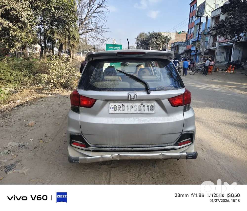 Honda Mobilio 2014 Diesel 150000 Km Driven