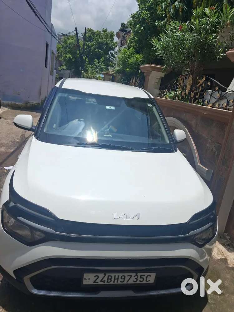 Kia Carens 1.4 Premium 2024