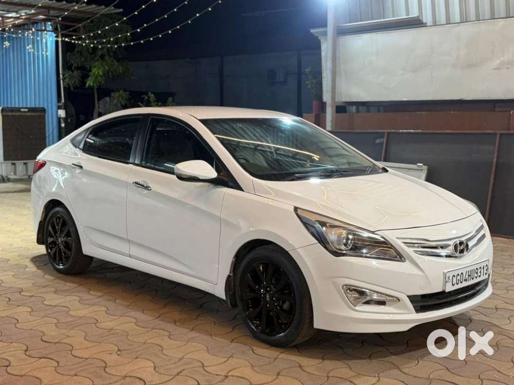 Hyundai Verna 1.6 Vtvt Sx, 2015, Petrol