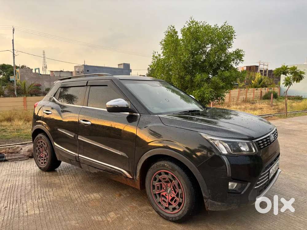Mahindra Xuv300 2022 Diesel Well Maintained