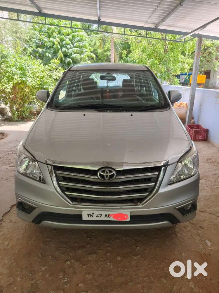 Well Maintained Single Handed Toyota Innova 2.5 Vx 2012 - 8seater