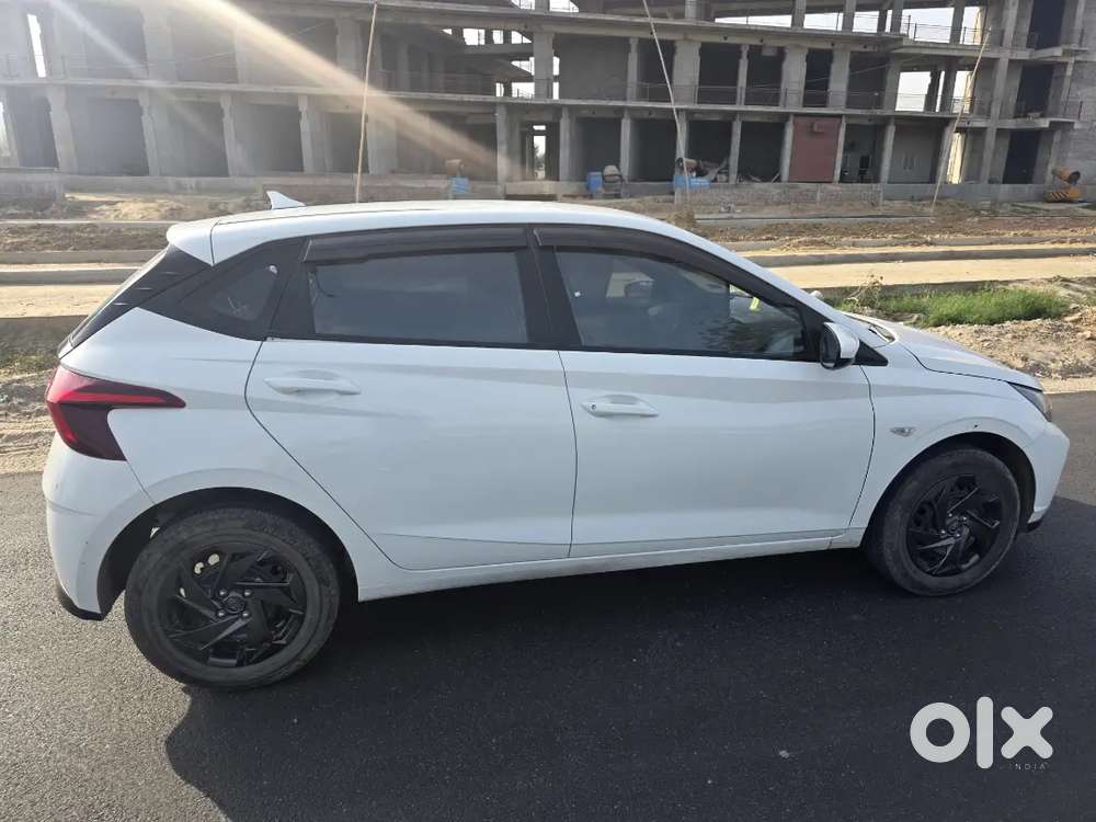 Hyundai New I20 2023 Petrol 28000 Km Driven
