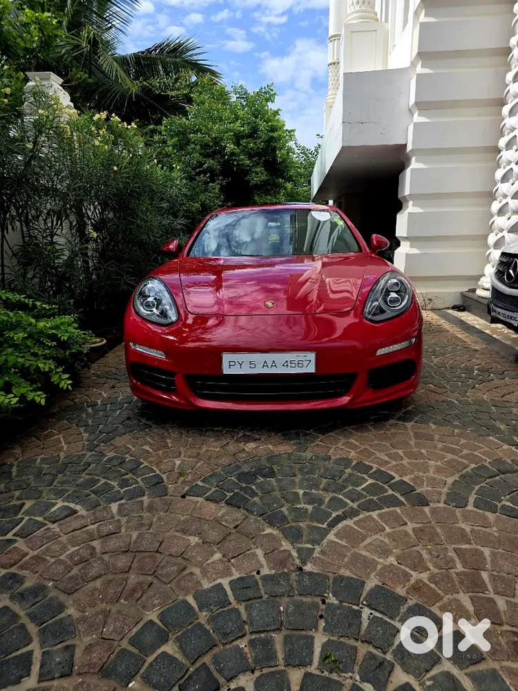 Porsche Panamera V6 Diesel In Carmine Red