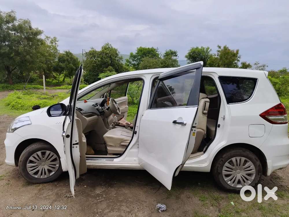 Maruti Suzuki Ertiga 2015 Cng & Hybrids 194744 Km Driven