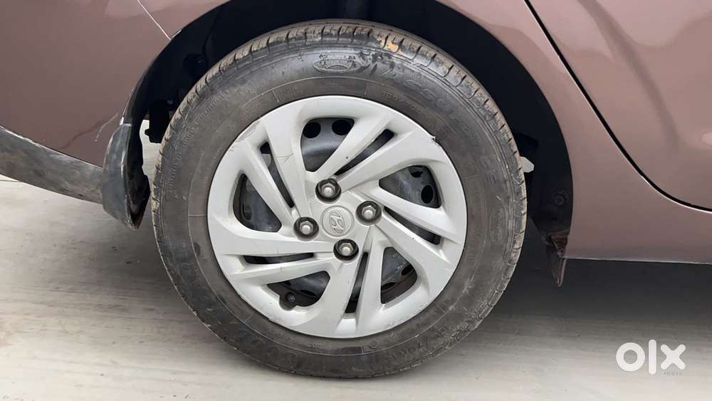 Hyundai Aura [2023-ongoing] 1.2 S Petrol Manual, 2021, Petrol