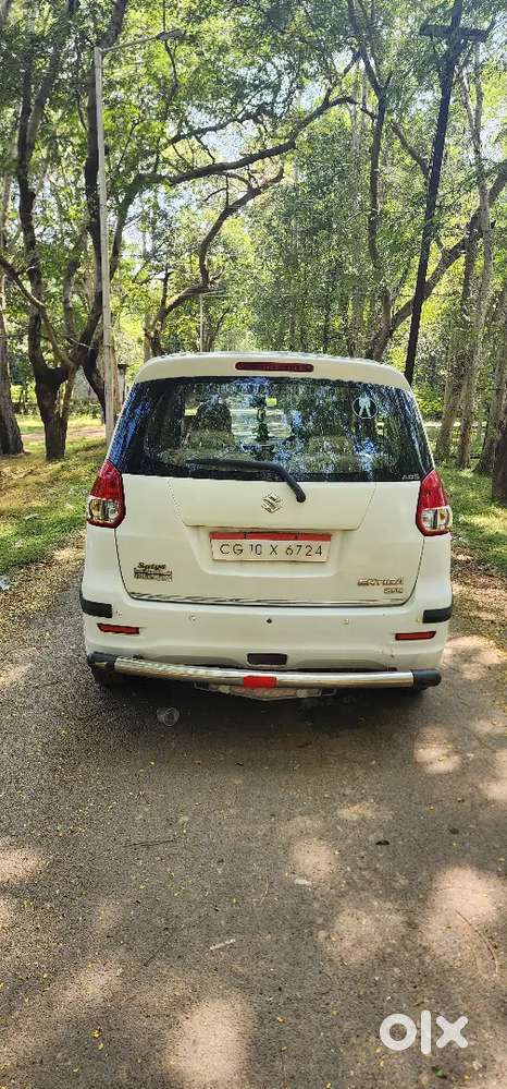 Maruti Suzuki Ertiga 2015 Diesel Well Maintained Single Handle Driven