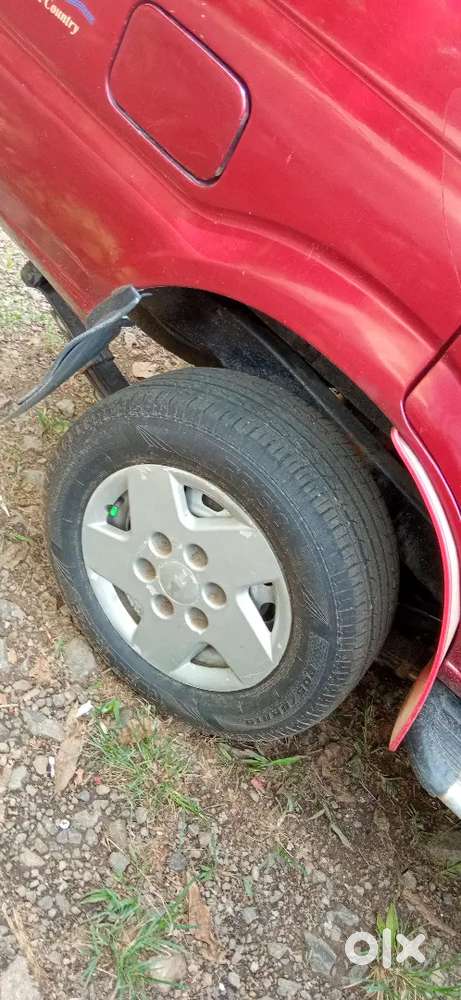 Good Condition, Four Power Window, Blazing Red, 3rd Owner, Stereo