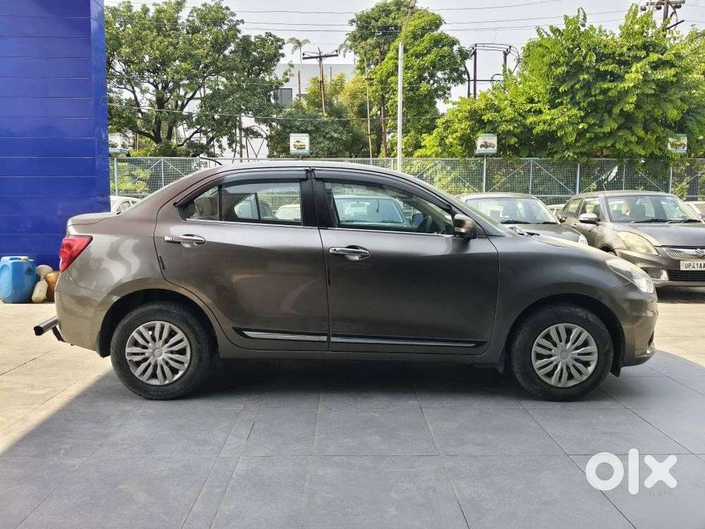 Maruti Suzuki Dzire 1.2 Vxi, 2022, Petrol