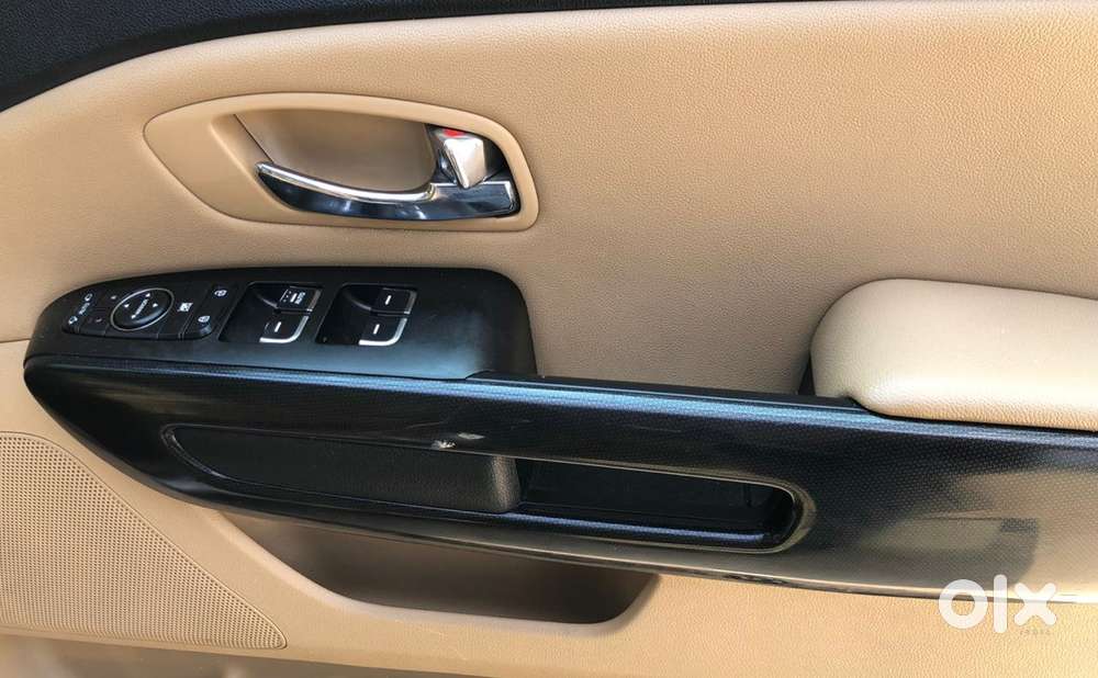 Kia Carnival Prestige, 2022, Diesel