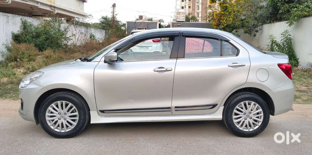 Maruti Suzuki Swift Dzire Amt Zxi, 2018, Petrol
