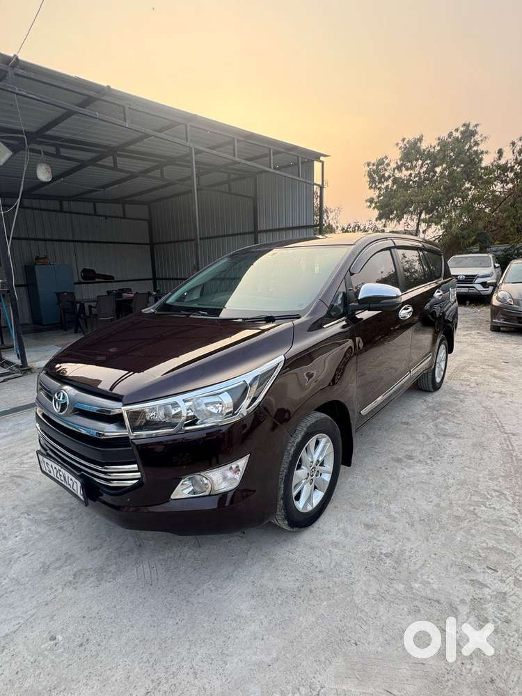 Toyota Innova Crysta 2.4 G Mt 8s, 2018, Diesel