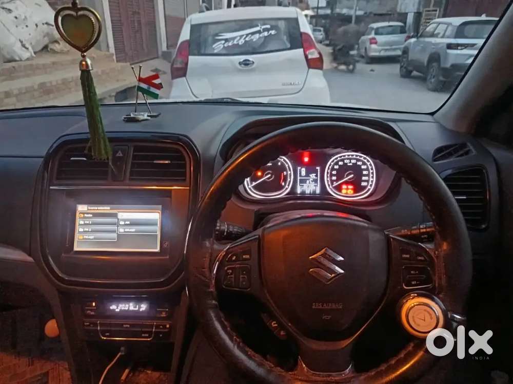 Maruti Suzuki Brezza Diesel 2017 By