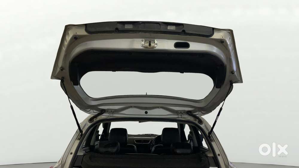 Maruti Suzuki Swift 1.2 Lxi (o), 2015, Petrol