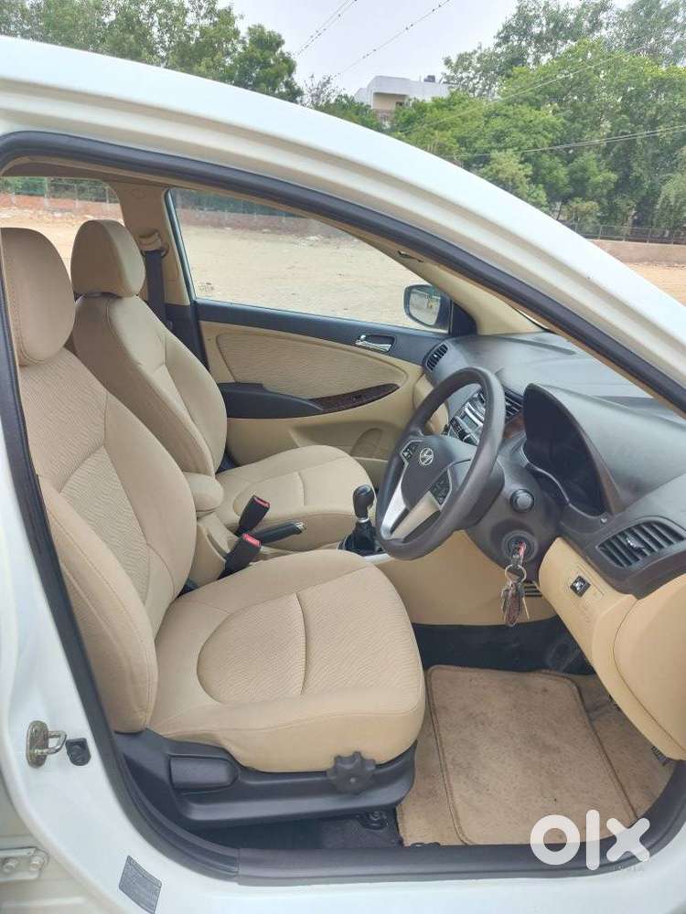 Hyundai Verna Vtvt 1.6 Sx, 2013, Petrol