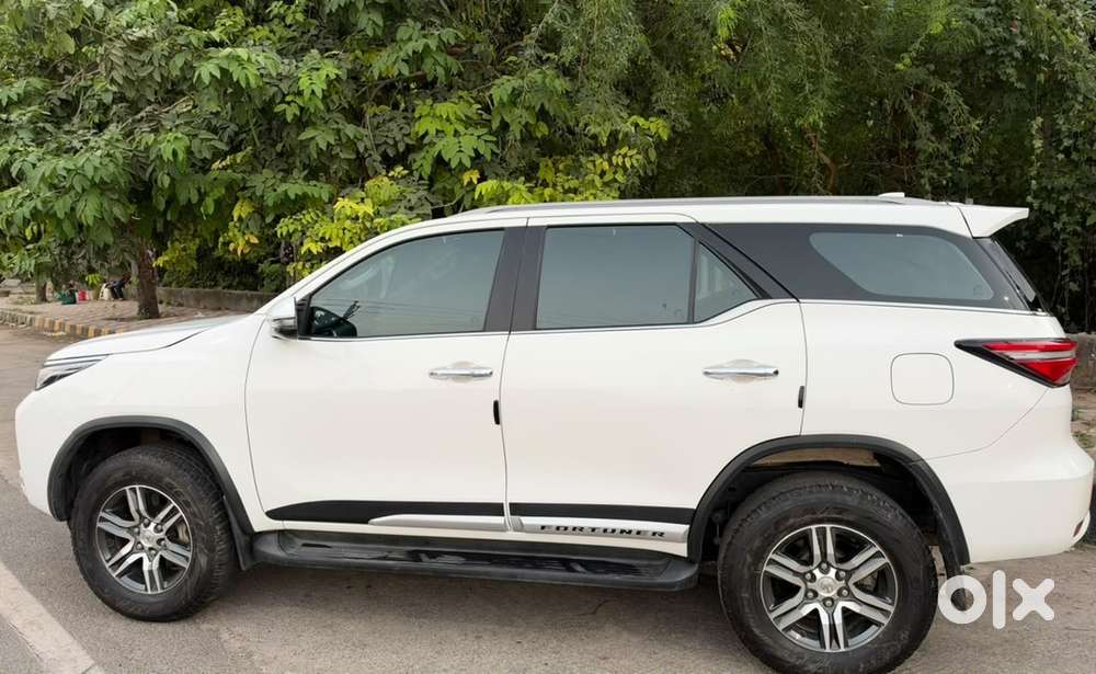 Toyota Fortuner Diesel Automatic 2025