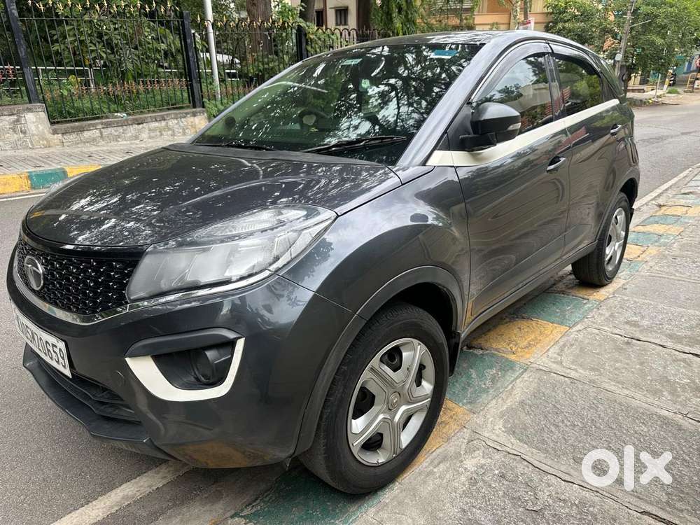 Tata Nexon 1.2 Revotron XMA, 2018, Petrol