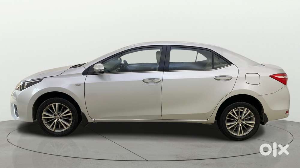 Toyota Corolla Altis 2013-2017 Vl At, 2016, Petrol