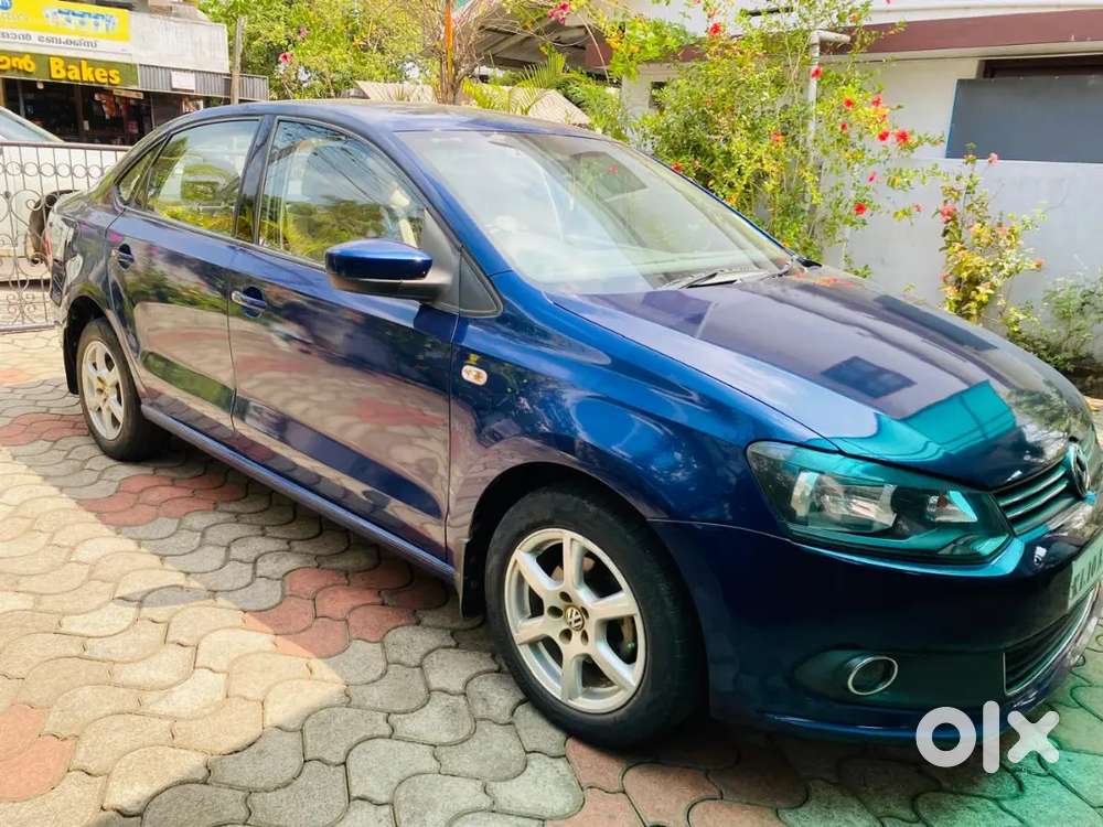 Volkswagen Vento 2013 1.6 Mt Highline Petrol