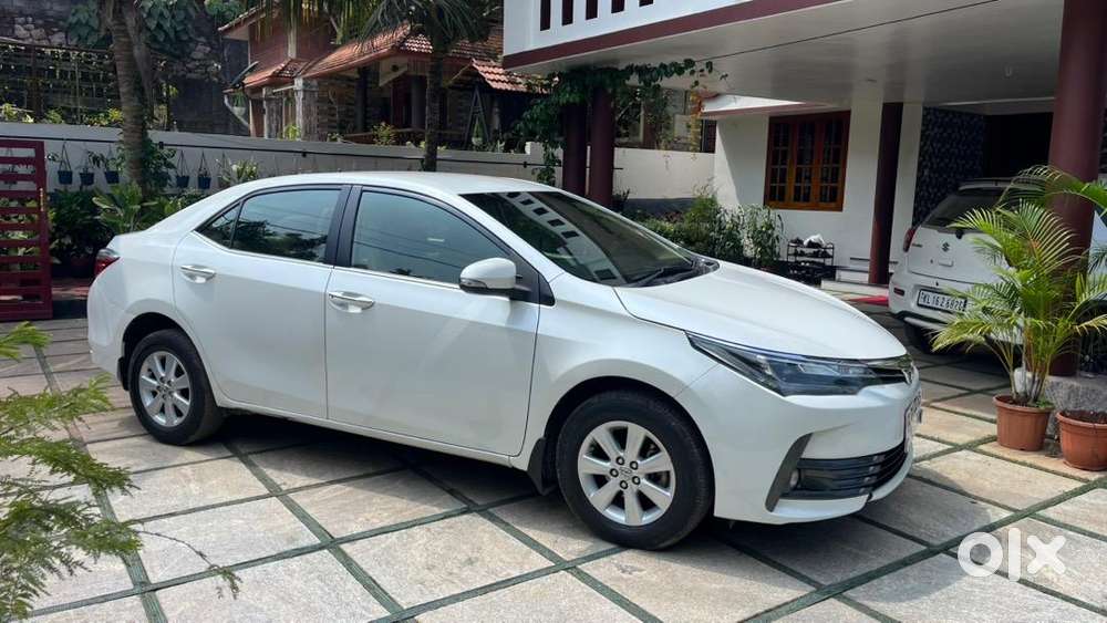 Toyota Corolla Altis 2017 Diesel Well Maintained