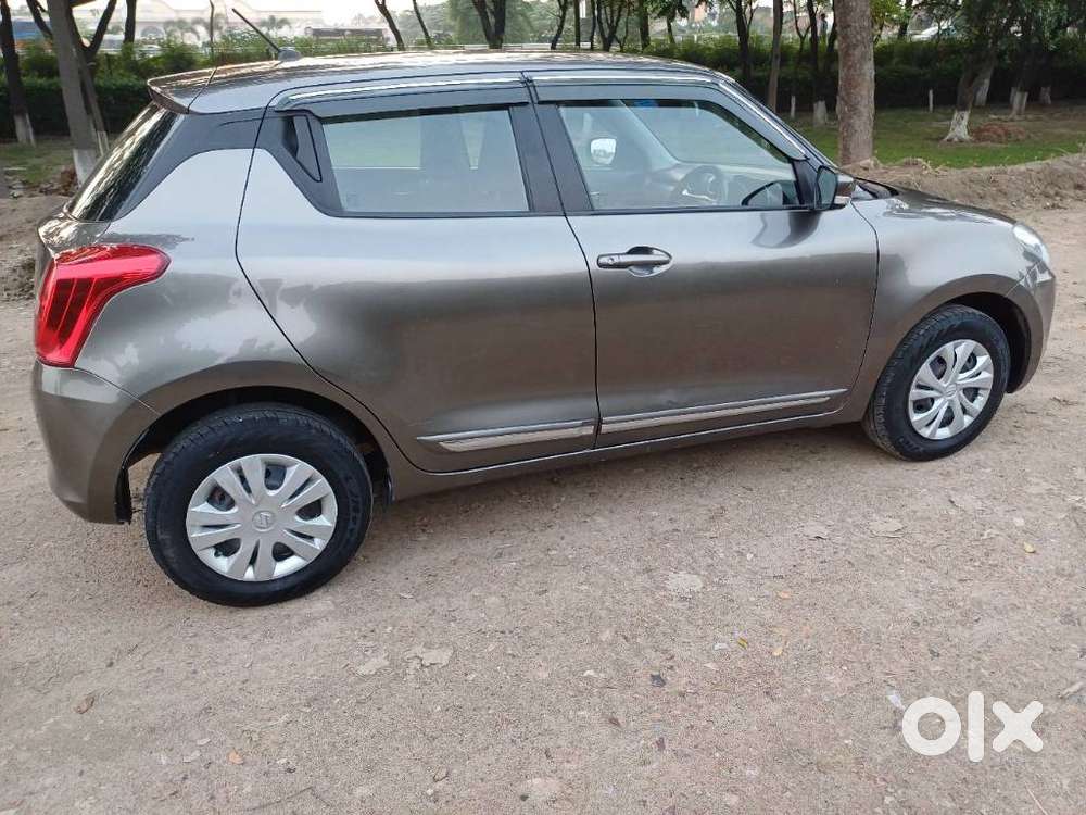 Maruti Suzuki Swift 1.2 Vxi (o), 2022, Petrol