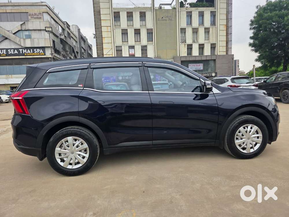 Mahindra Xuv700, 2023, Petrol