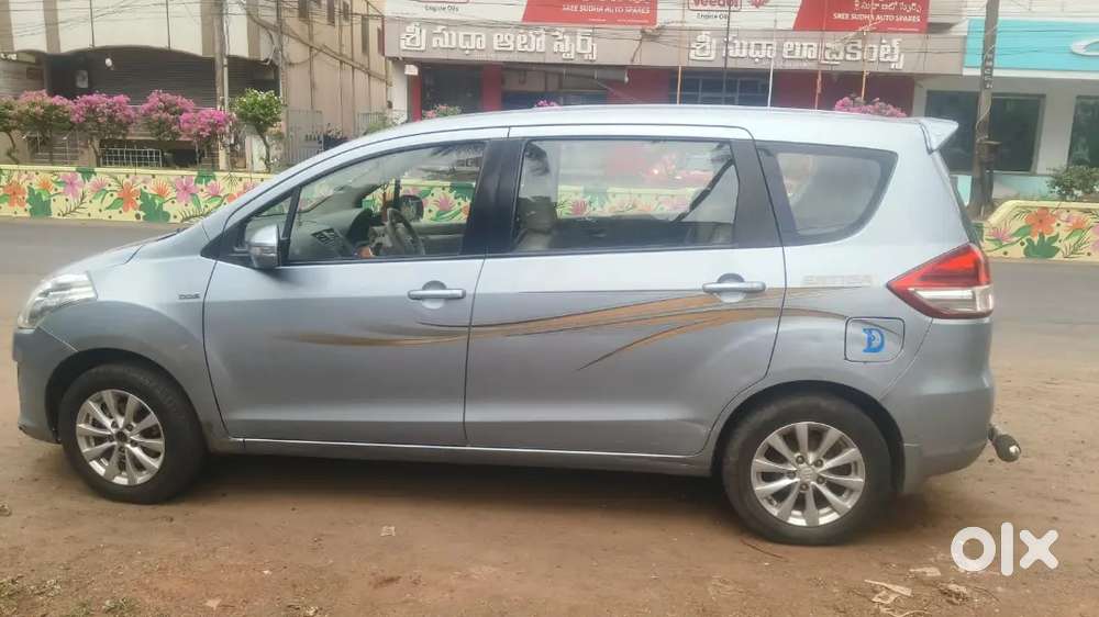 Maruti Suzuki Ertiga 2013