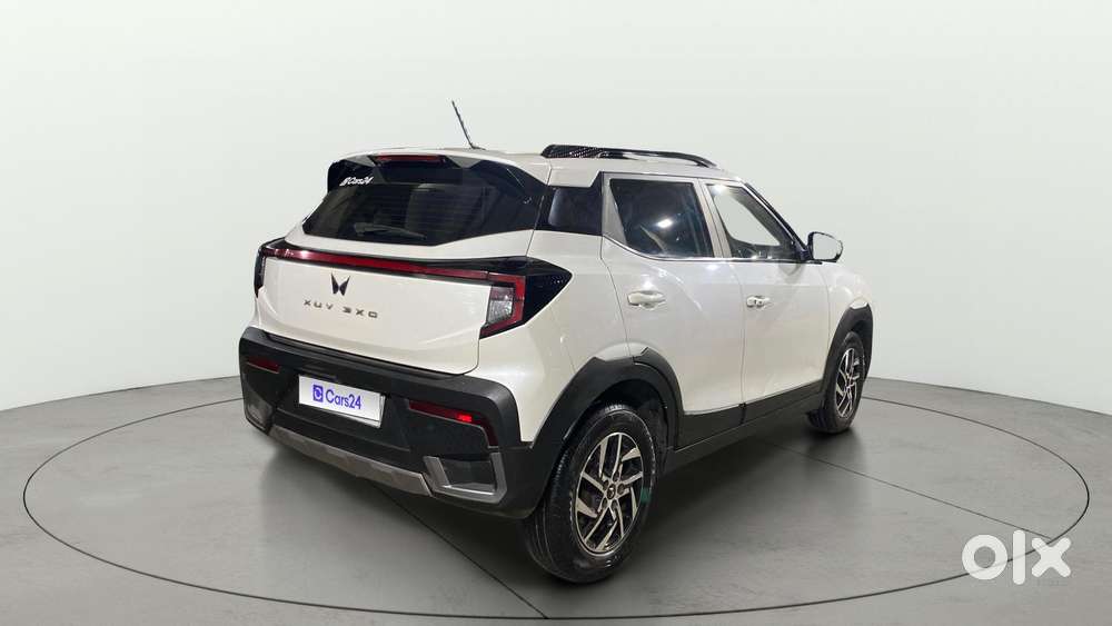 Mahindra Xuv 3xo Ax5l 1.2 Petrol At, 2024, Petrol