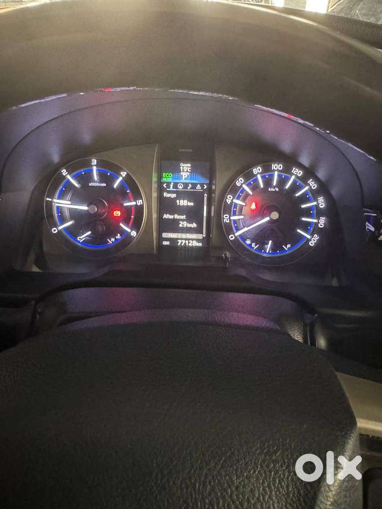 Inova Crysta 2.8 Z Automatic