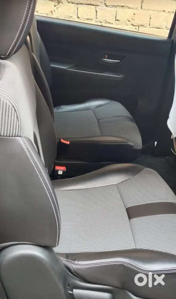 Xl 6 7 Seater