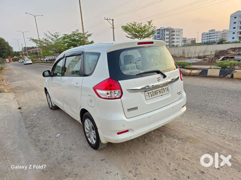 Maruti Suzuki Ertiga Shvs Zdi Plus, 2017