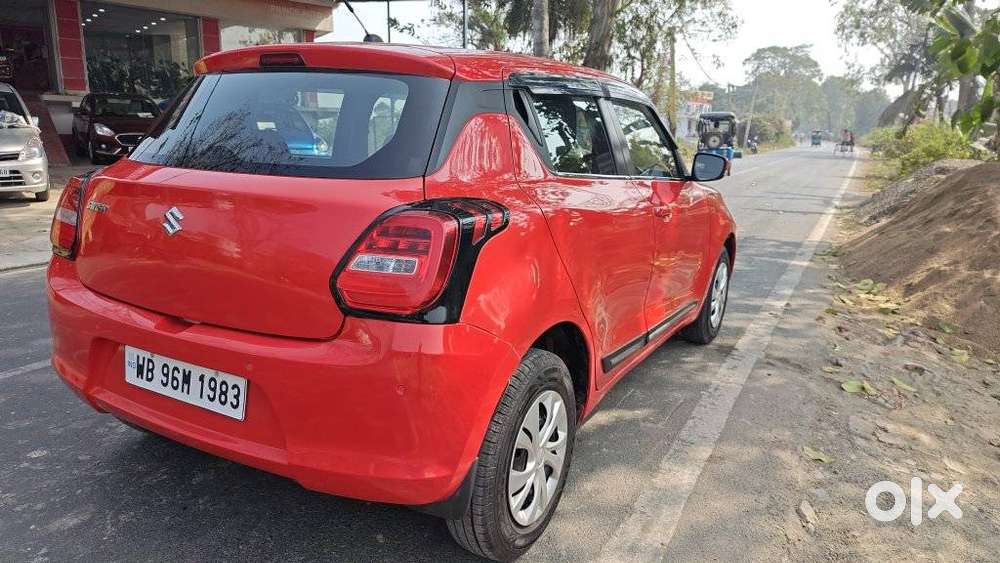 Maruti Suzuki Swift Vxi + Manual, 2019, Petrol