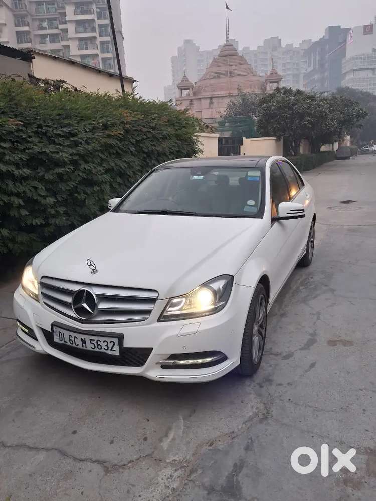 Mercedes-benz C Class 2013 Petrol 25111 Km Driven
