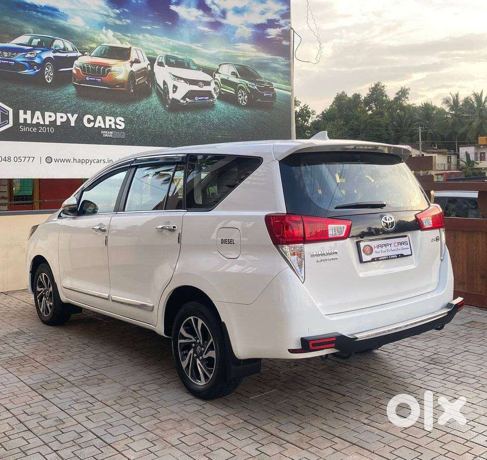 Toyota Innova Crysta 2.4 G Mt, 2024, Diesel