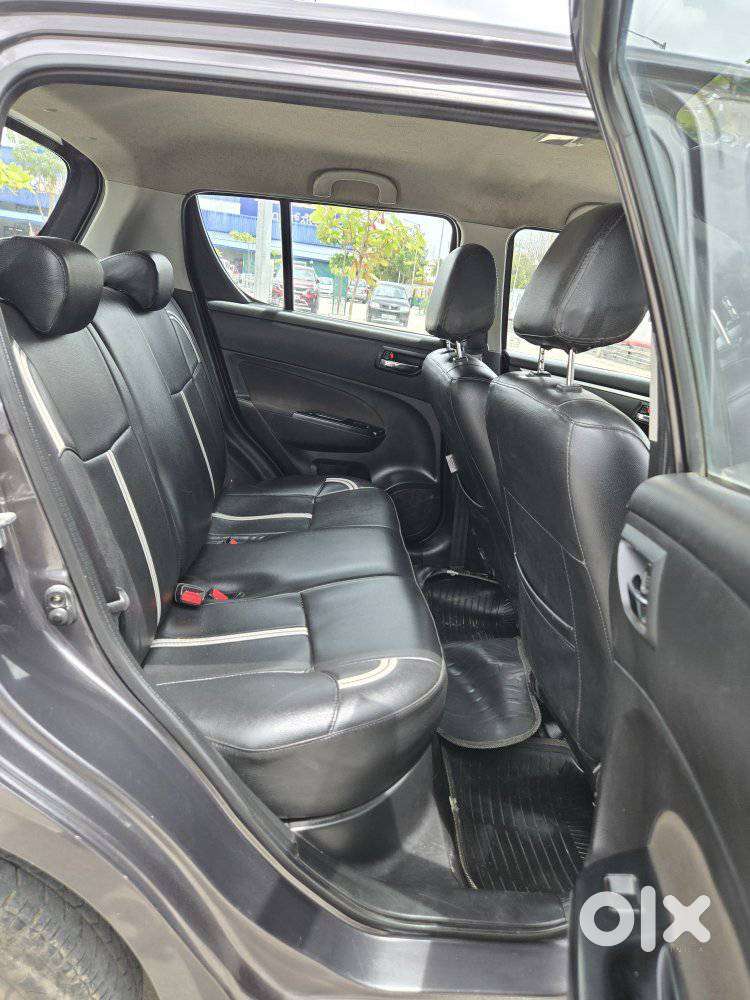 Maruti Suzuki Swift Vxi With Abs, 2016, Petrol