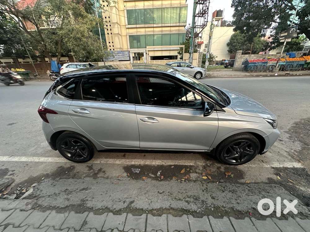 Hyundai i20 Sportz Plus Dual Tone, 2021, Petrol
