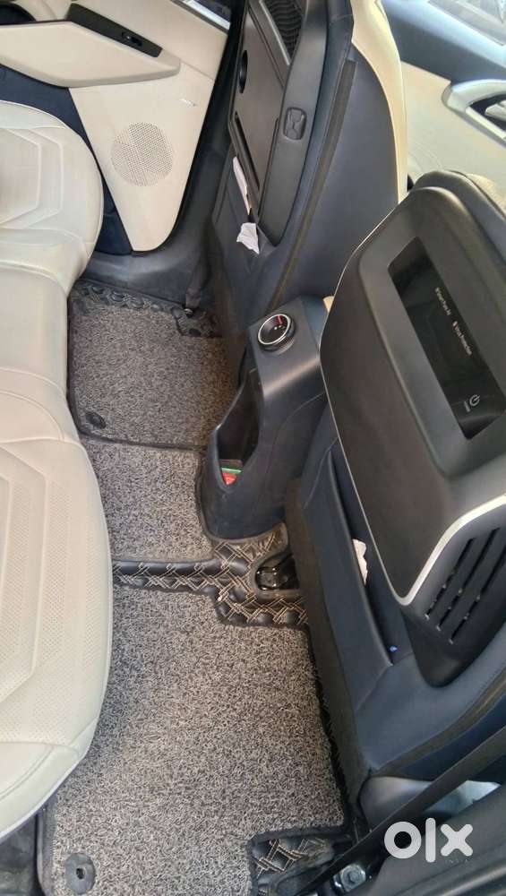 Kia Carens 2023 Year