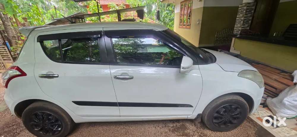 Maruti Suzuki Swift 2014 Diesel 96000 Km Driven