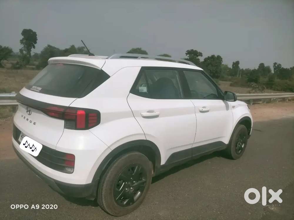 Hyundai New Venue E+ 2025
