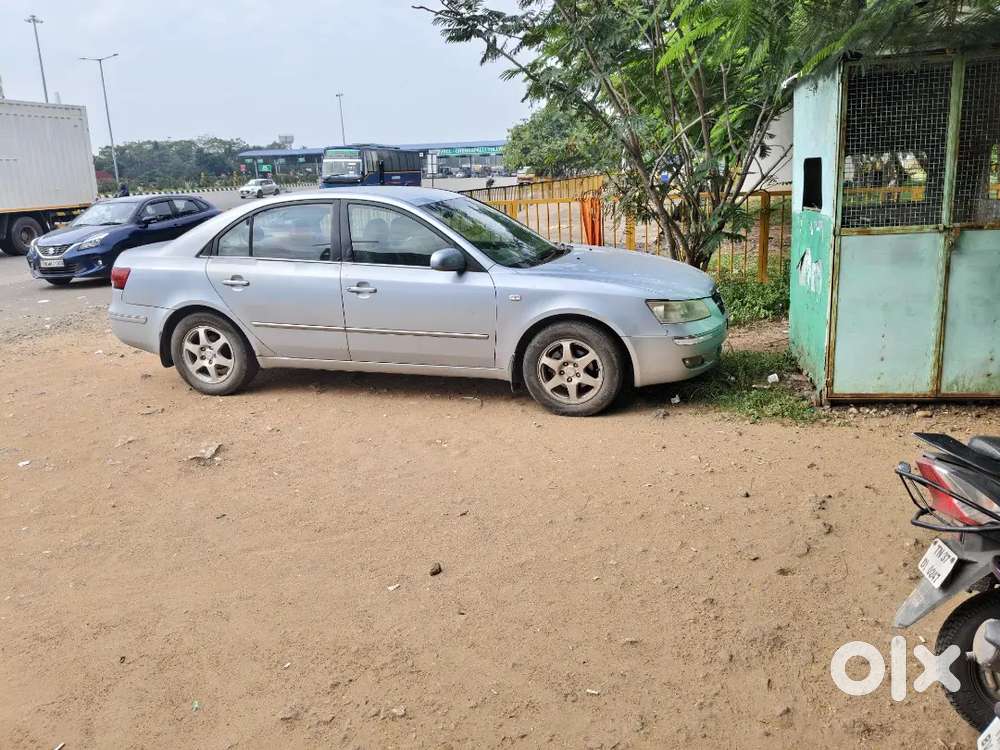 Hyundai Sonata Embera 2005 Petrol 80000 Km Driven
