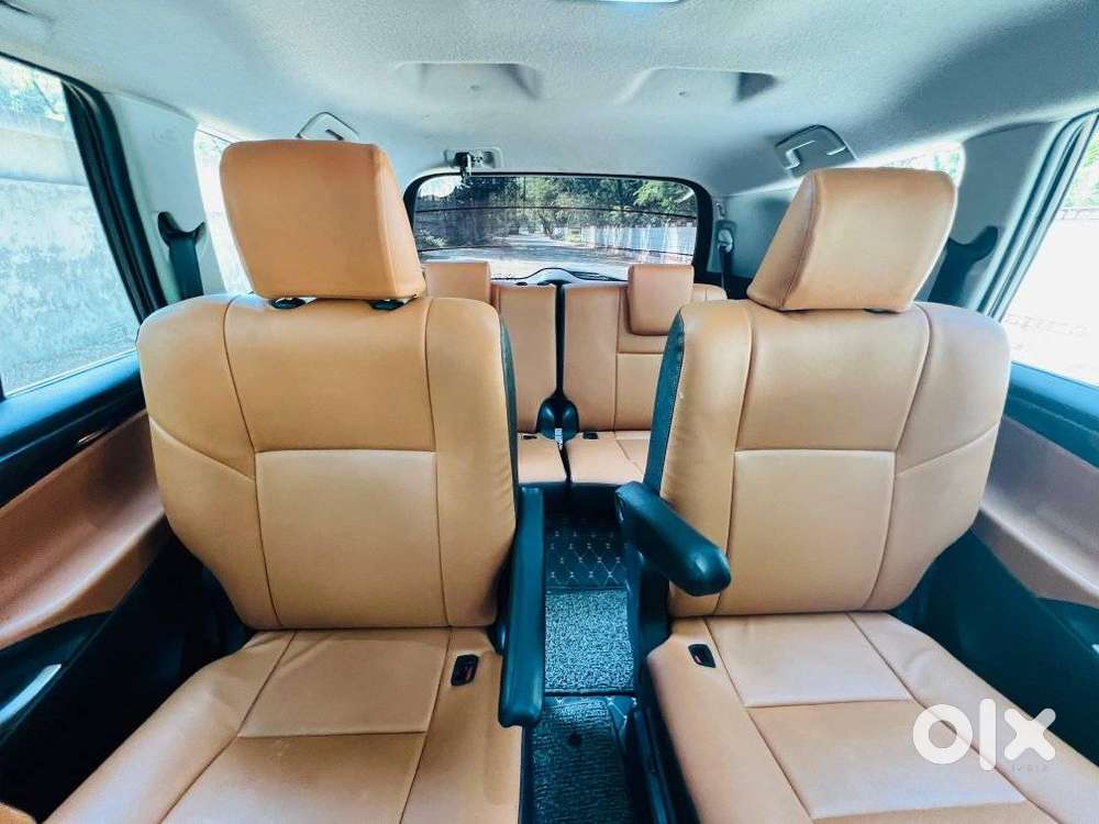 Toyota Innova Crysta