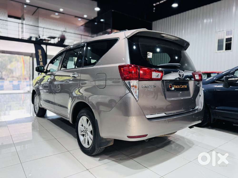 Toyota Innova Crysta 2.8 Z, 2016, Diesel