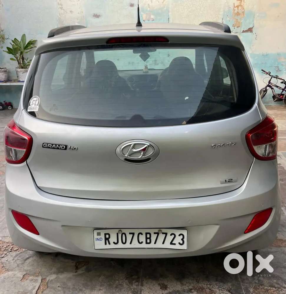 Hyundai Grand I10 Sportz 2015