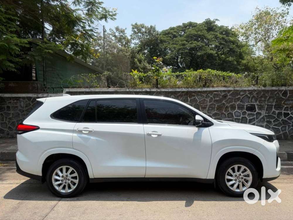 Toyota Innova Hycross Gx (o), 2024, Petrol