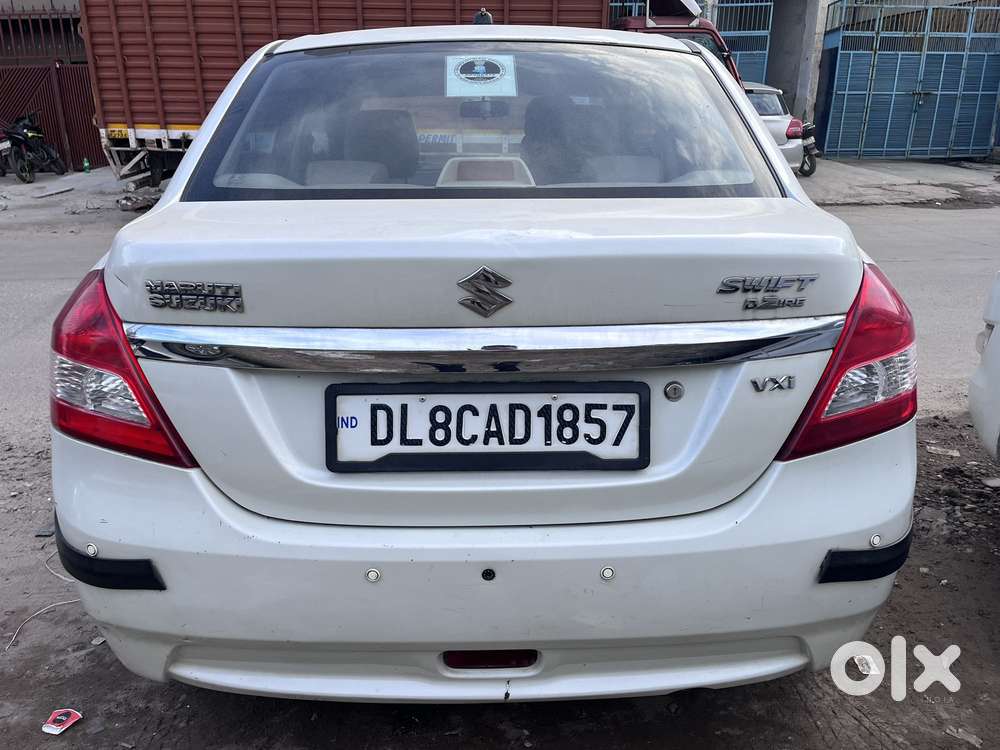 Maruti Suzuki Swift Dzire Vxi Optional, 2014, Petrol