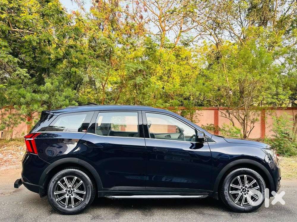 Mahindra Xuv700 2.0 Ax 7 Petrol At Luxury Pack Str, 2024, Petrol