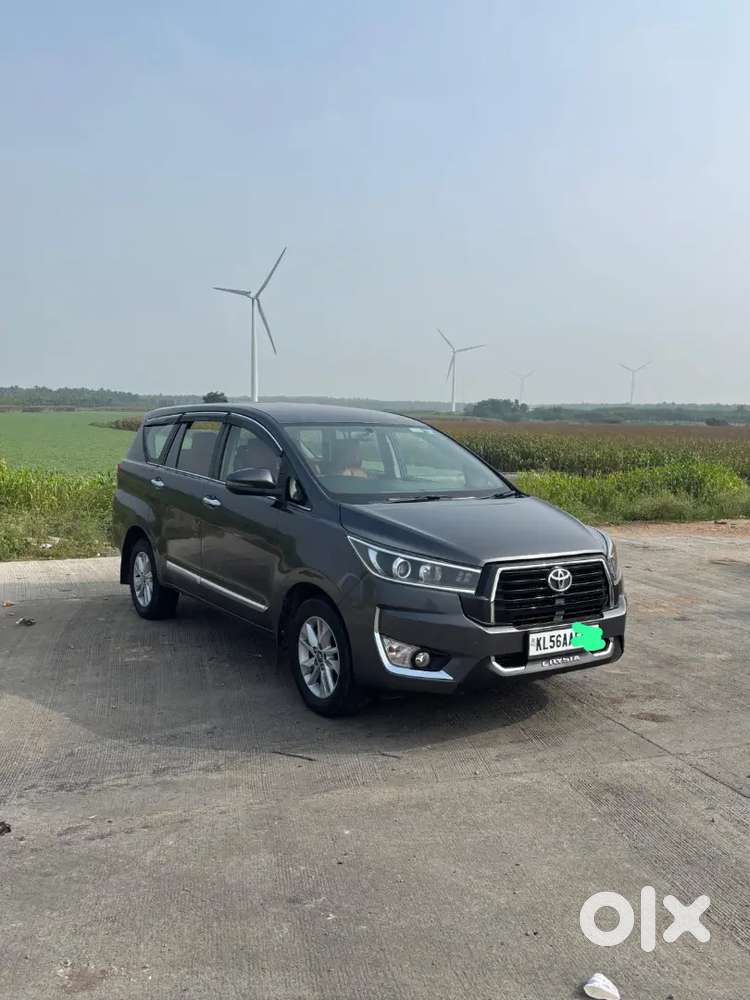 Toyota Innova Crysta 2018 Diesel Well Maintained